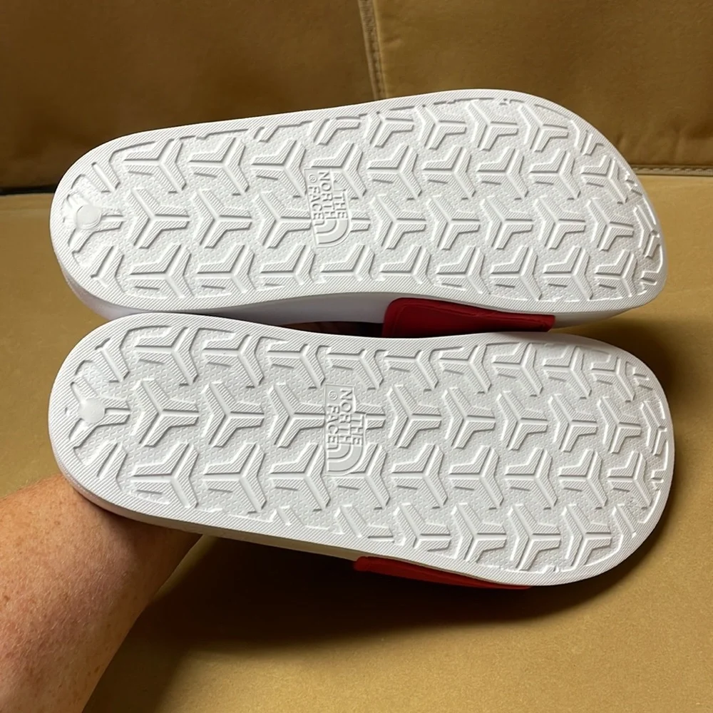 The North Face BaseCamp Slidelll - Picture 7 of 9